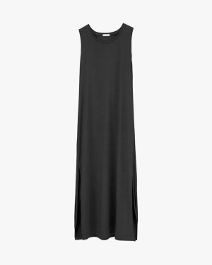 drape back dress 1