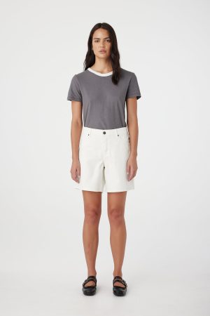 martha short white 1