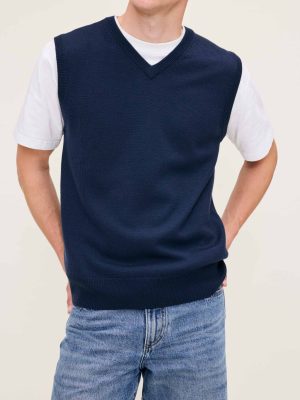 sweater vest ravine 1