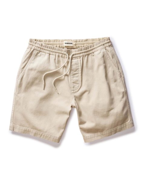 the apres short in organic aged stone foundation twill 1