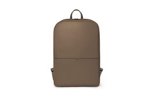 the tech backpack in soft leaf 1