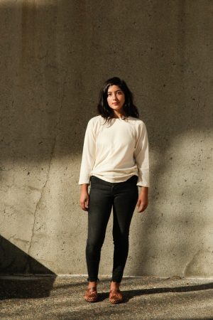 womens organic raglan in natural 1