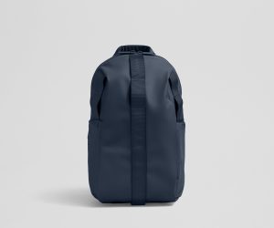 active daypack 20l in navy blue 1
