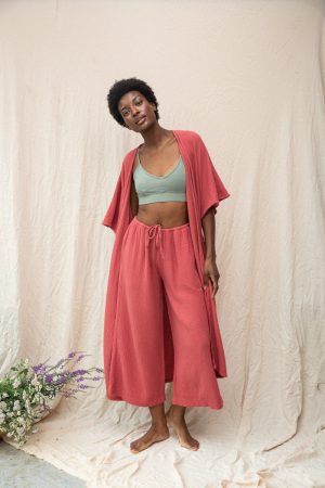aspyn organic cotton robe in rose 1