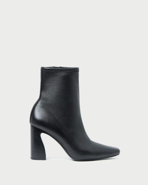 chloe black leather ankle boot 1