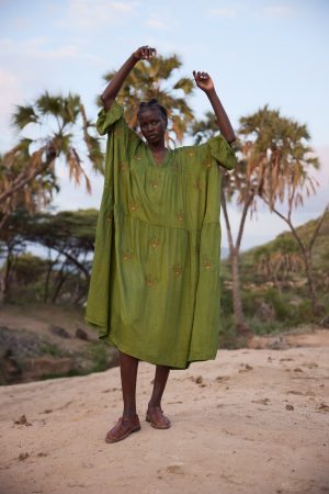 embroidered maxi olive 1