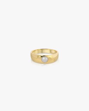perla pinky ring 1