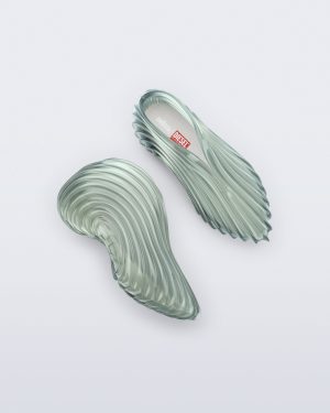 quantum sneaker 1