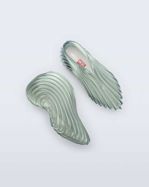quantum sneaker 1