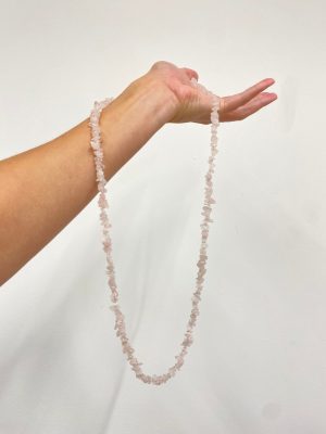 rose quartz crystal chip necklace 1
