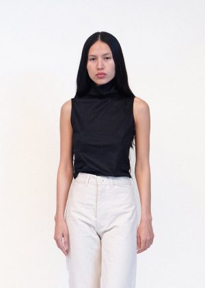 sleeveless turtleneck black 1