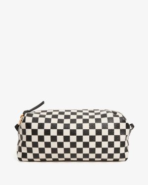 toiletry case 1