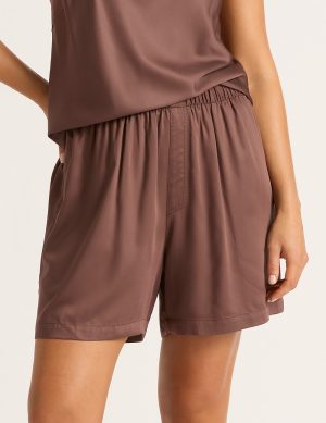 vegan silk shorts garnet 1