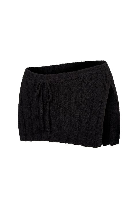 yasmeen split mini skirt in black 1