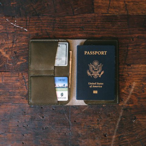 charter wallet olive 1