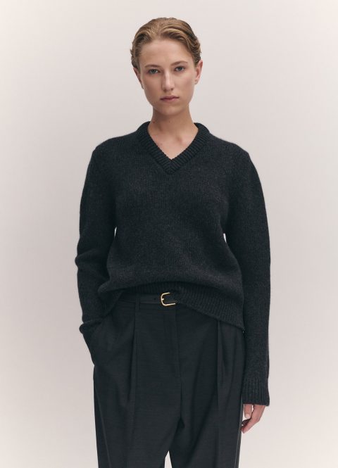 glenn v neck in charcoal 1