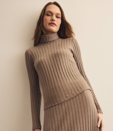 riley turtleneck 1
